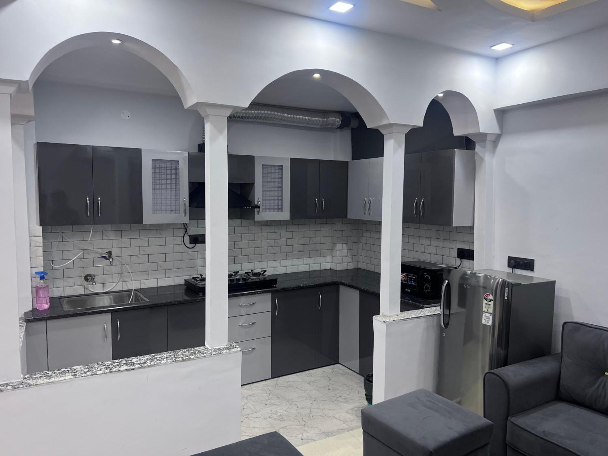 J K Apartment Allāhābād Junction المظهر الخارجي الصورة