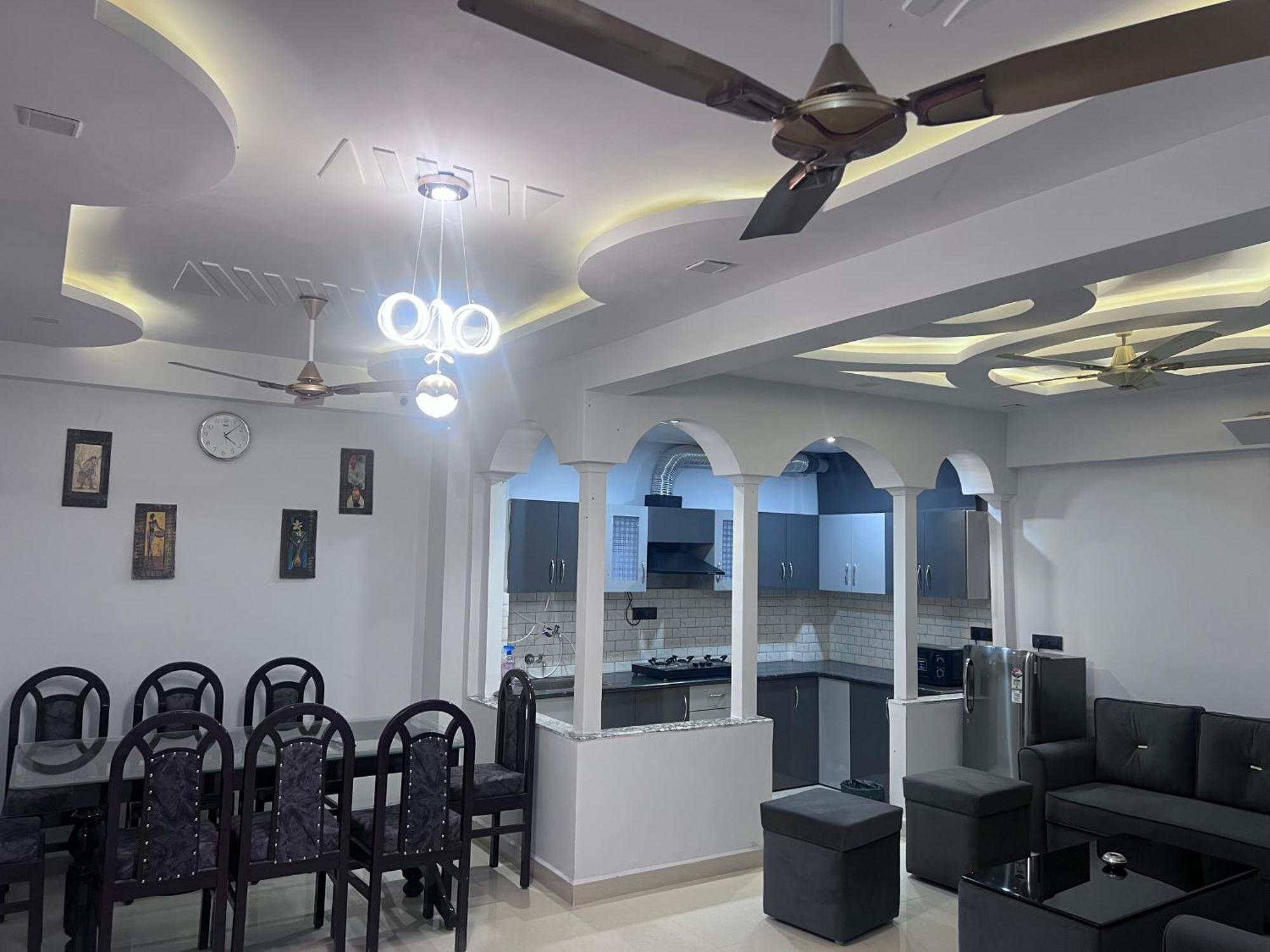 J K Apartment Allāhābād Junction المظهر الخارجي الصورة