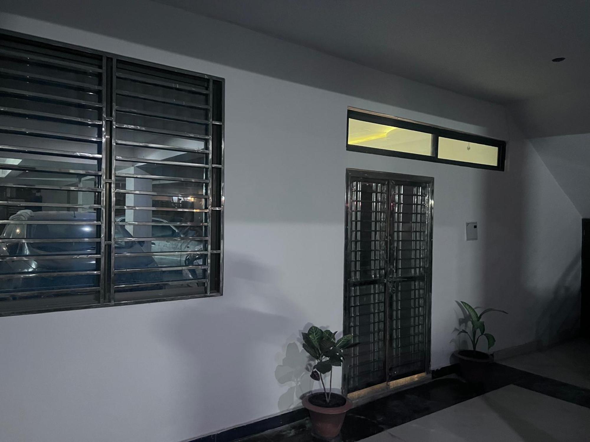 J K Apartment Allāhābād Junction المظهر الخارجي الصورة
