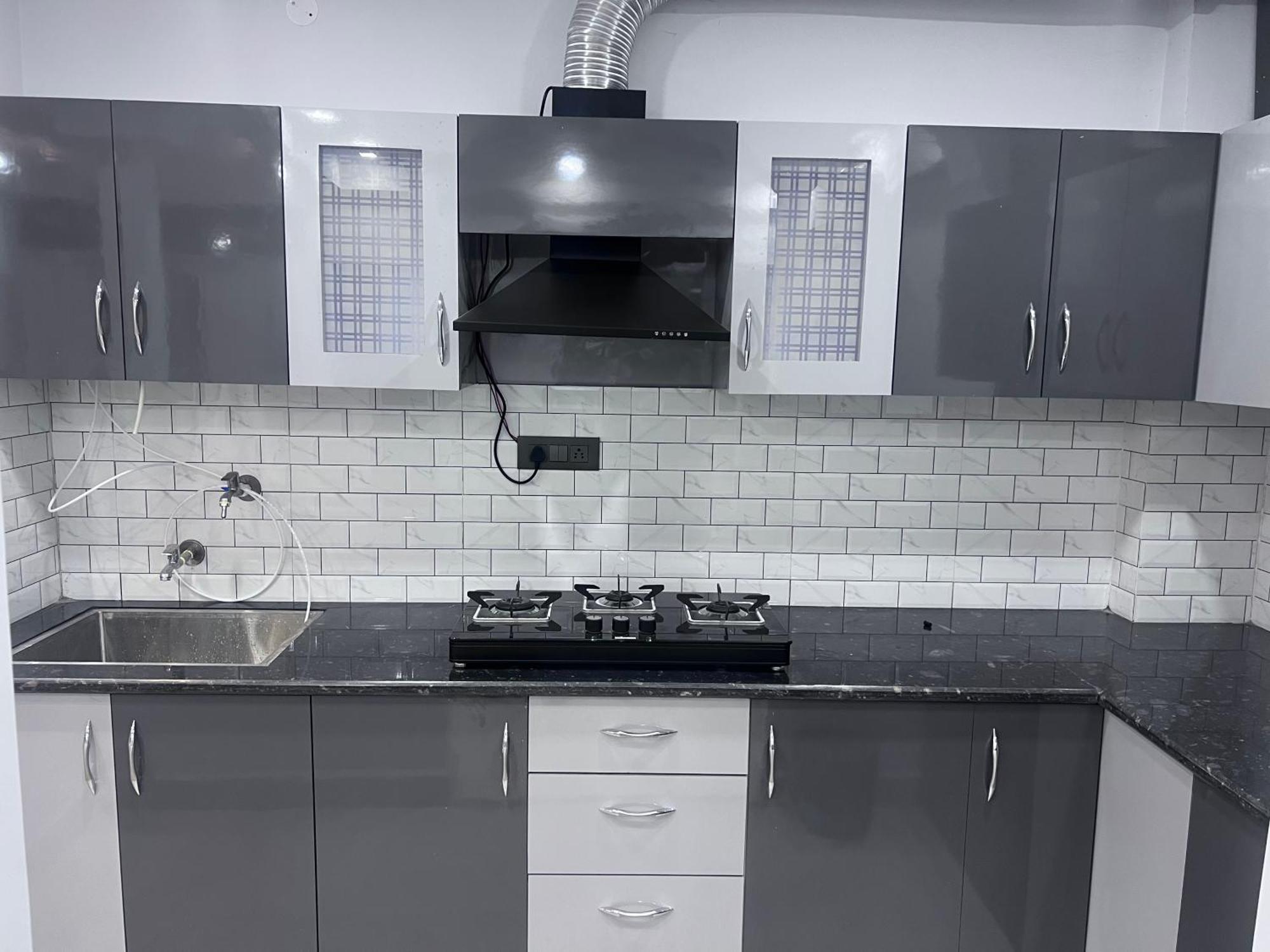 J K Apartment Allāhābād Junction المظهر الخارجي الصورة