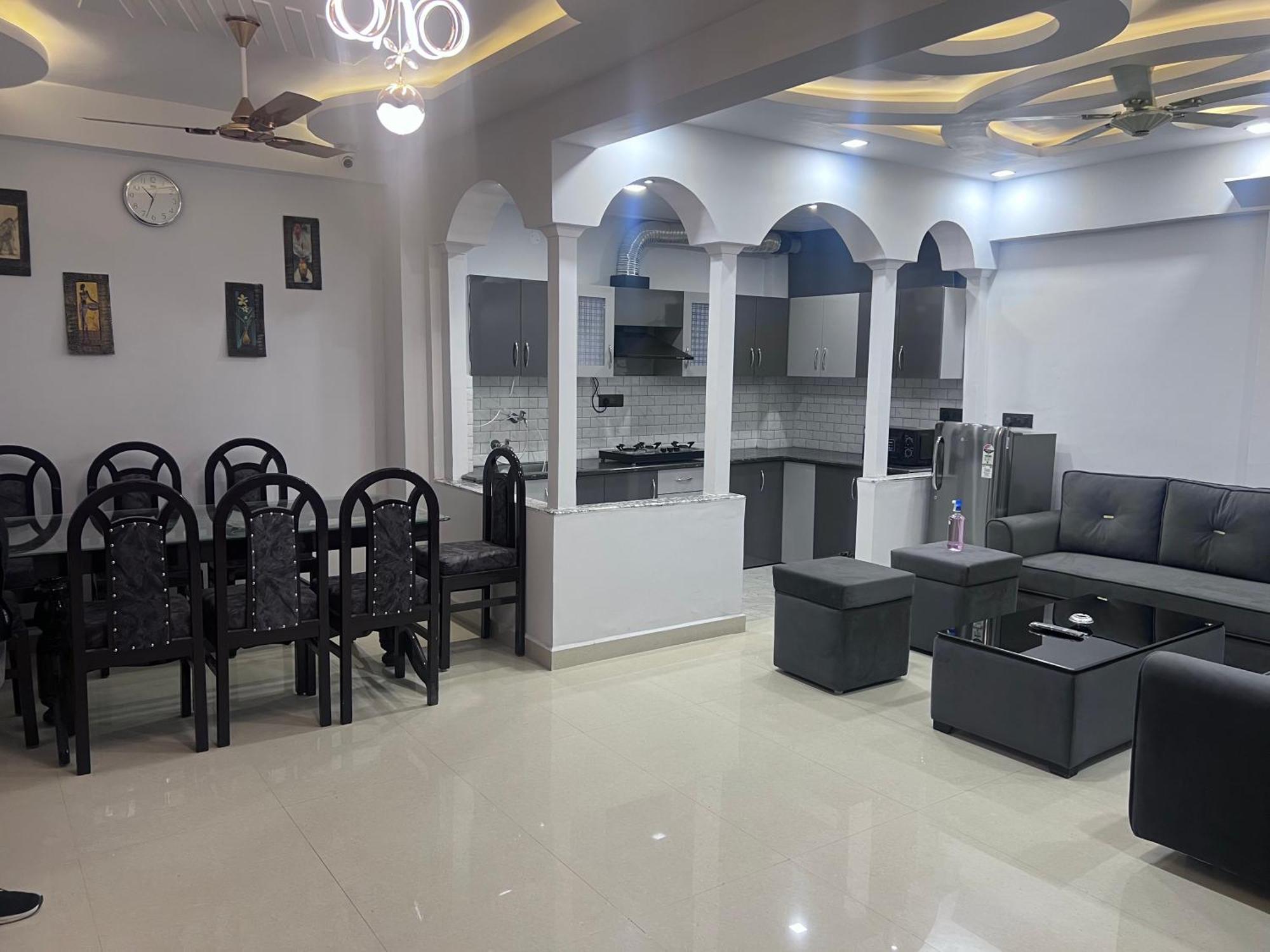 J K Apartment Allāhābād Junction المظهر الخارجي الصورة