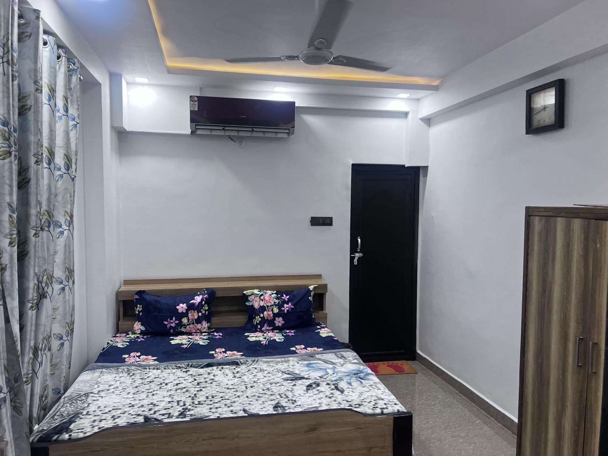 J K Apartment Allāhābād Junction المظهر الخارجي الصورة